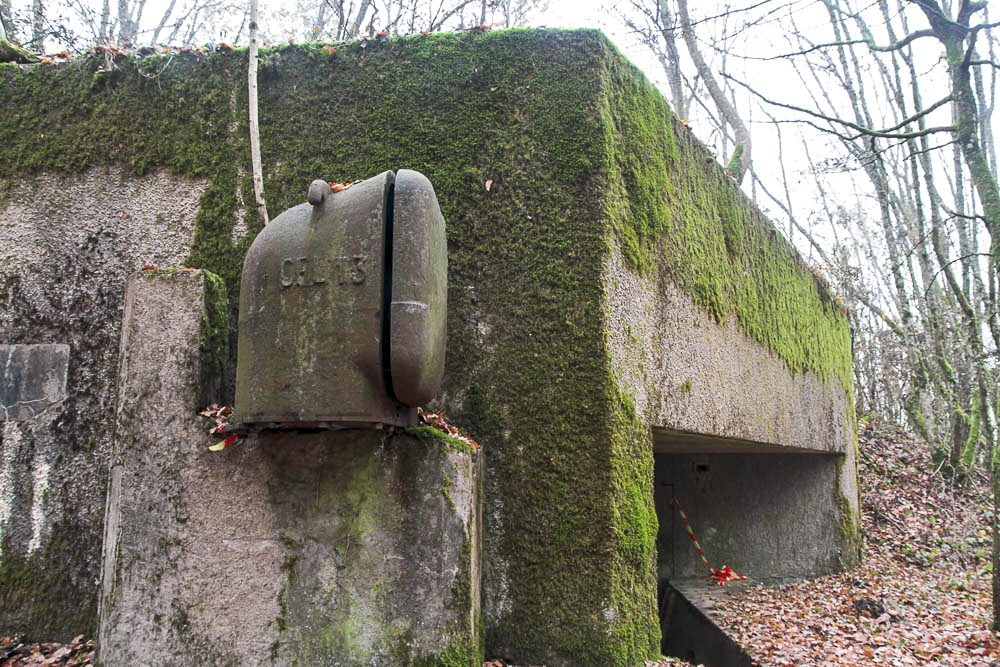 Ligne Maginot - BOIS DE KANFEN EST - C43 - (Casemate d'infanterie - Simple) - Niche blindée du projecteur - Michel Teiten
