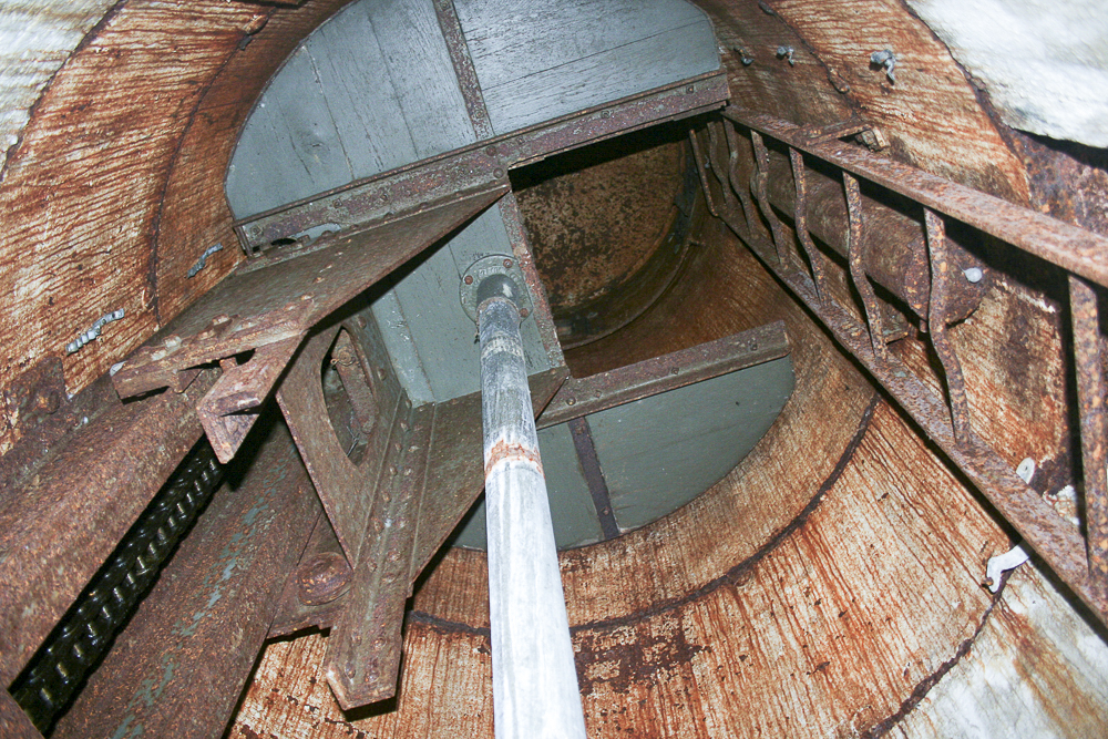 Ligne Maginot - SONNENBERG - C47 - (Casemate d'infanterie - Simple) - Intérieur de la cloche GFM - Michel Teiten