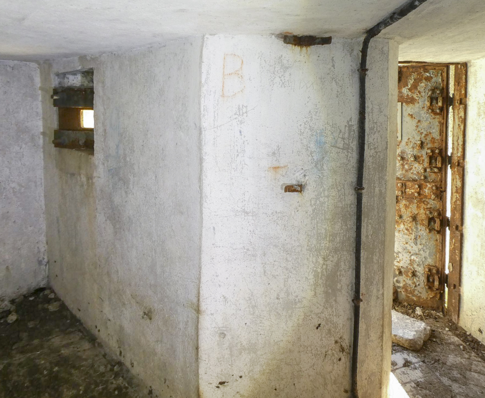 Ligne Maginot - SELOGES - (Ouvrage d'infanterie) - Bloc d'entrée - ELLENA Daniel - CUNY Philippe