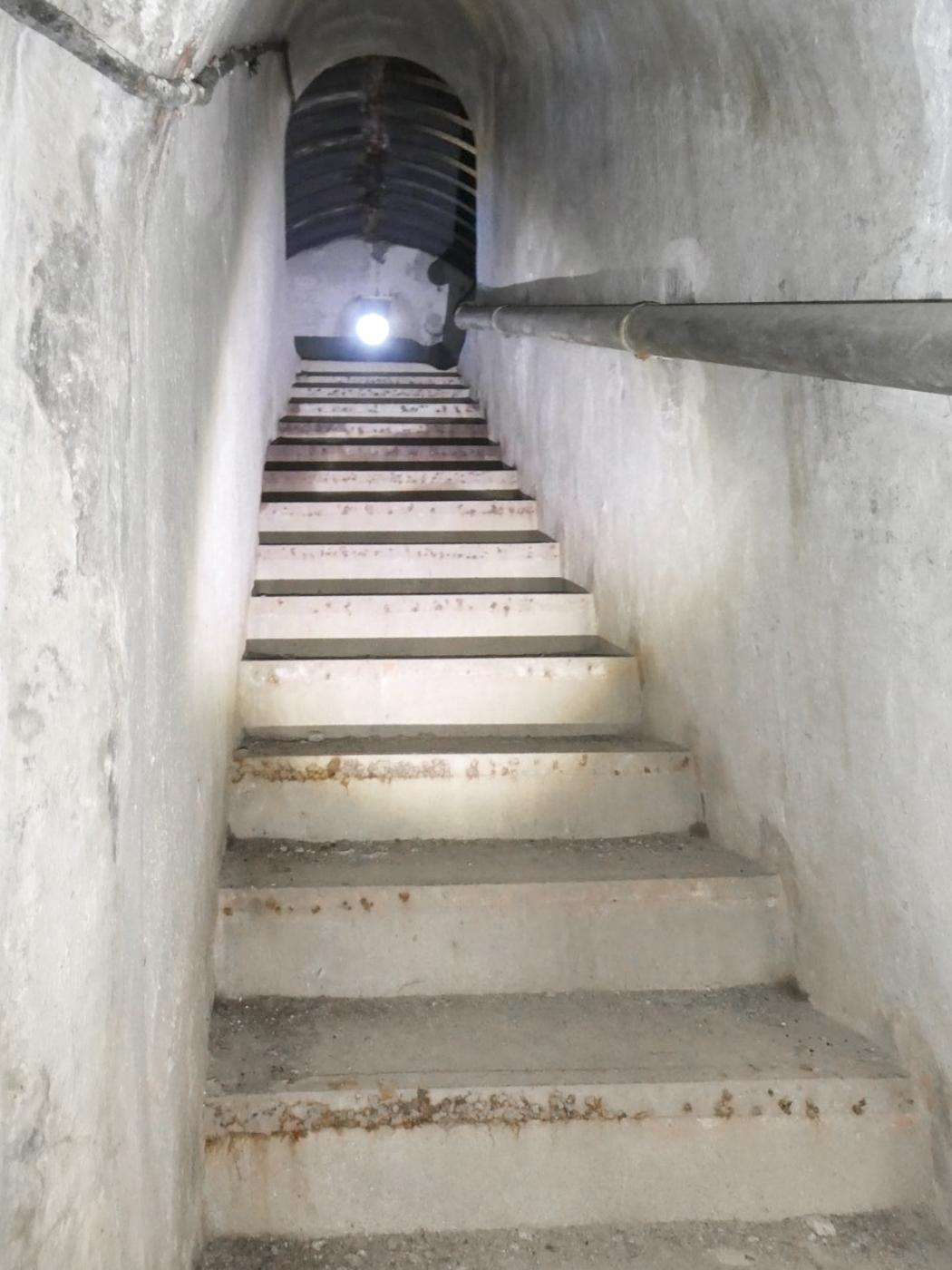 Ligne Maginot - SELOGES - (Ouvrage d'infanterie) - Bloc 6
Galerie d'accès - ELLENA Daniel - CUNY Philippe