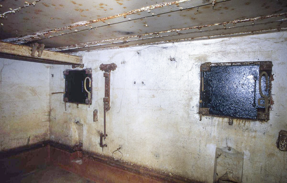 Ligne Maginot - KOENIGSMACKER NORD - C48 - (Casemate d'infanterie - Simple) - Chambre de tir
 - Valentin Hemmert