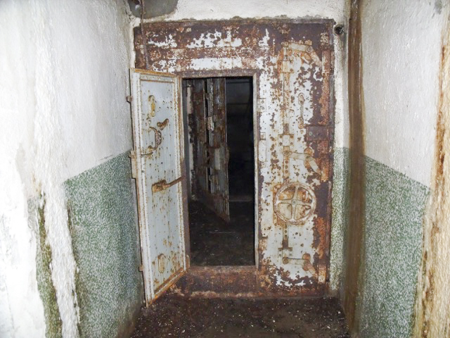 Ligne Maginot - KREKELBUSCH - X15 - (Abri) - Portes SAS étanches - GANDON D