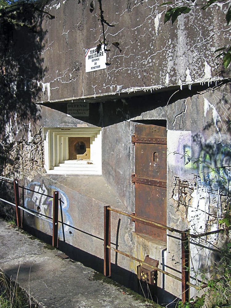 Ligne Maginot - METRICH (ABRI SUD DE) - X16 - (Abri) - Coffre gauche de l'abri