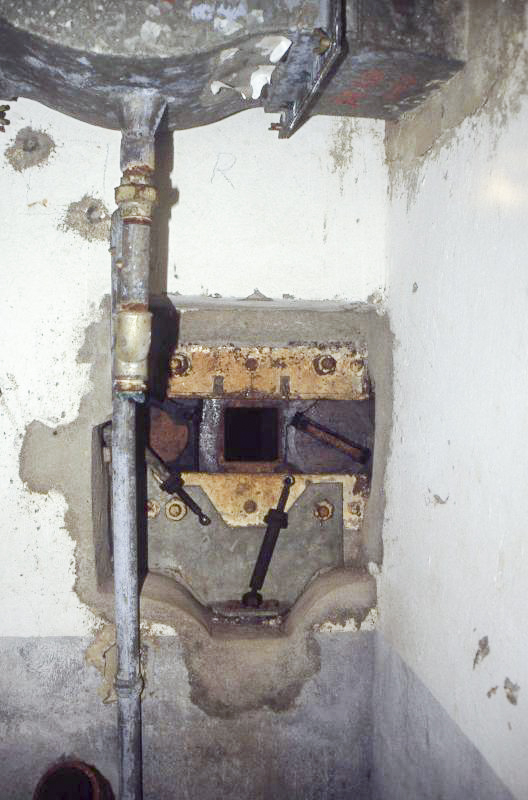 Ligne Maginot - BOIS DE KOENIGSMACKER  - C52 - (Casemate d'infanterie - Simple) - L'étage supérieur
