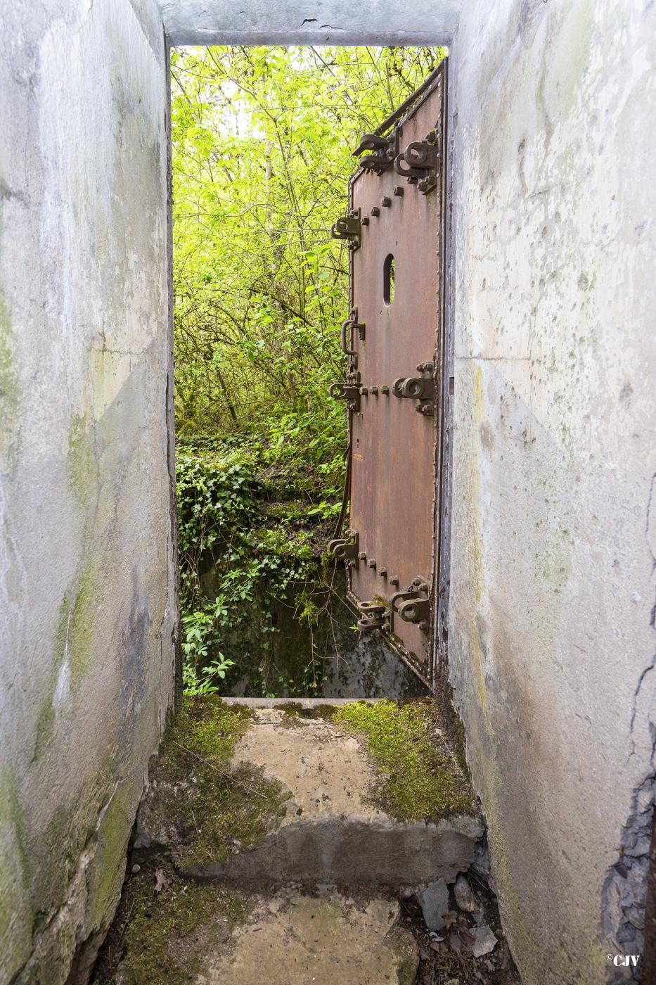 Ligne Maginot - VECKRING SUD - C56 - (Casemate d'infanterie - Simple) - L'entrée - Lia VERMEULEN