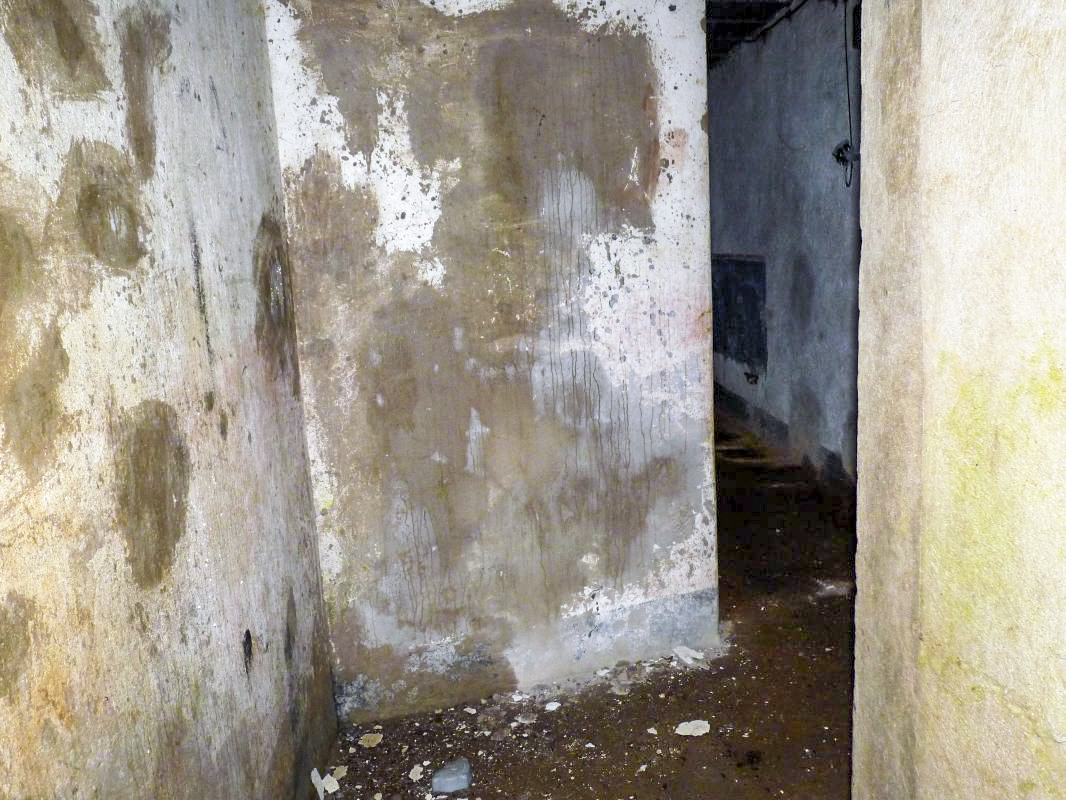 Ligne Maginot - PETERSBERG - X4 - (Abri actif) - Entrée du bloc haut