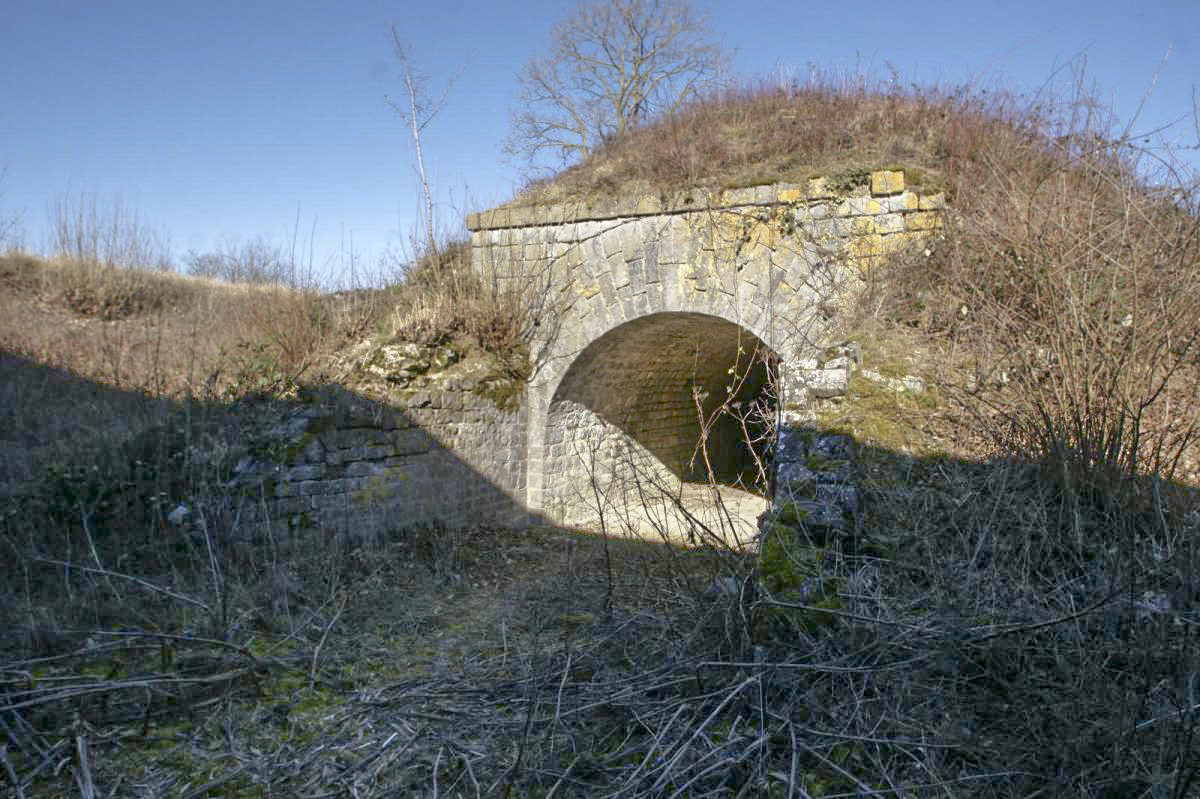 Ligne Maginot - BB7 - CHARLEMONT NORD - (Blockhaus pour canon) - 