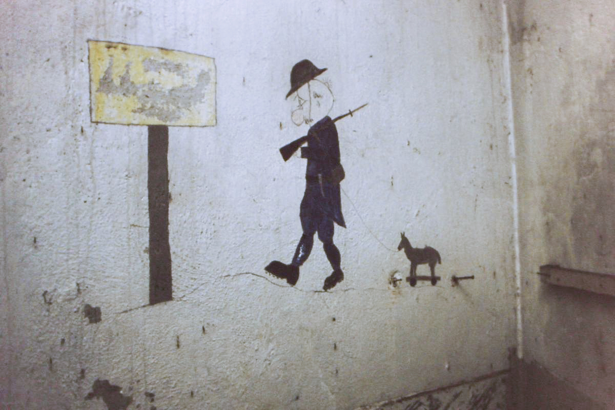 Ligne Maginot - Abri d'intervalle du Coucou - Peinture murale dans l'abri