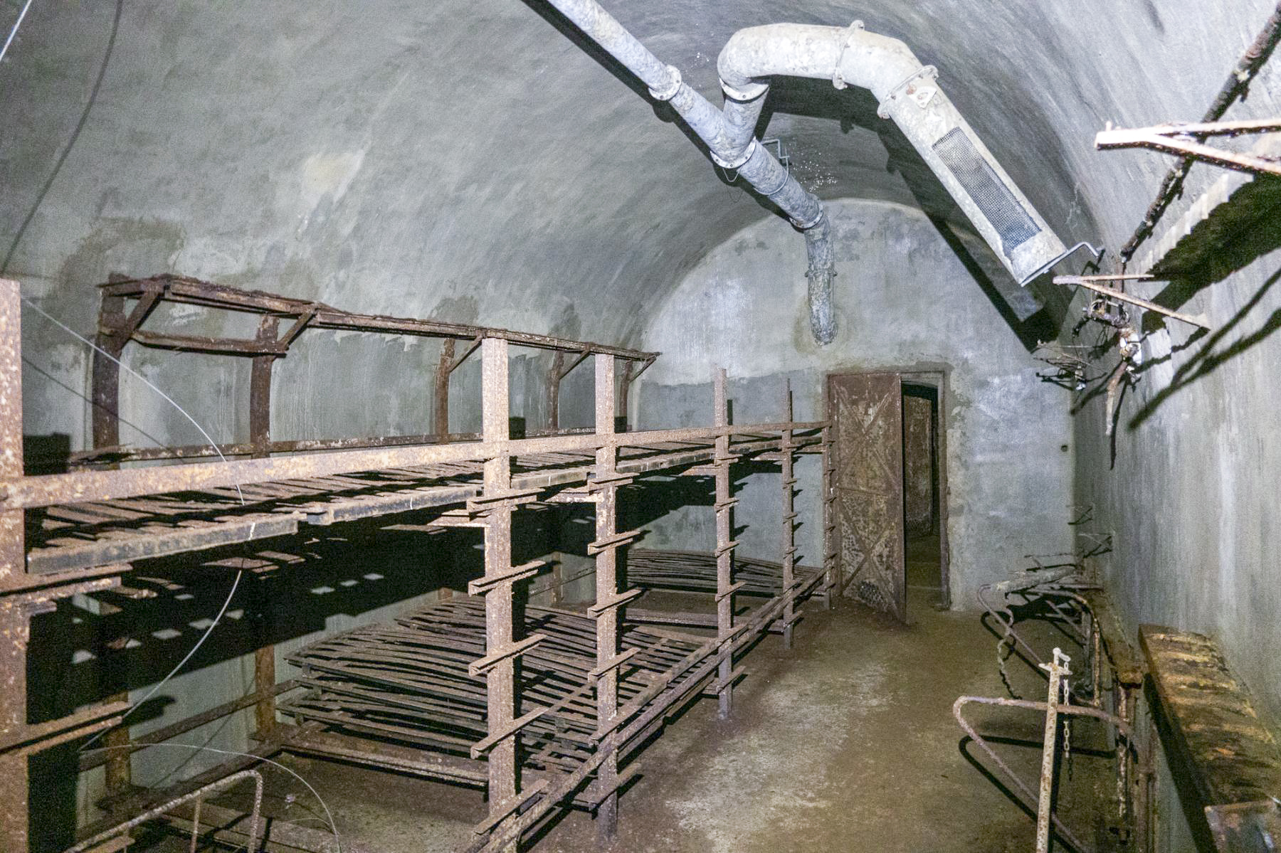 Ligne Maginot - CHENES BRULES - X23 - (Abri) - Chambre troupe pour 22 hommes - Michel Teiten