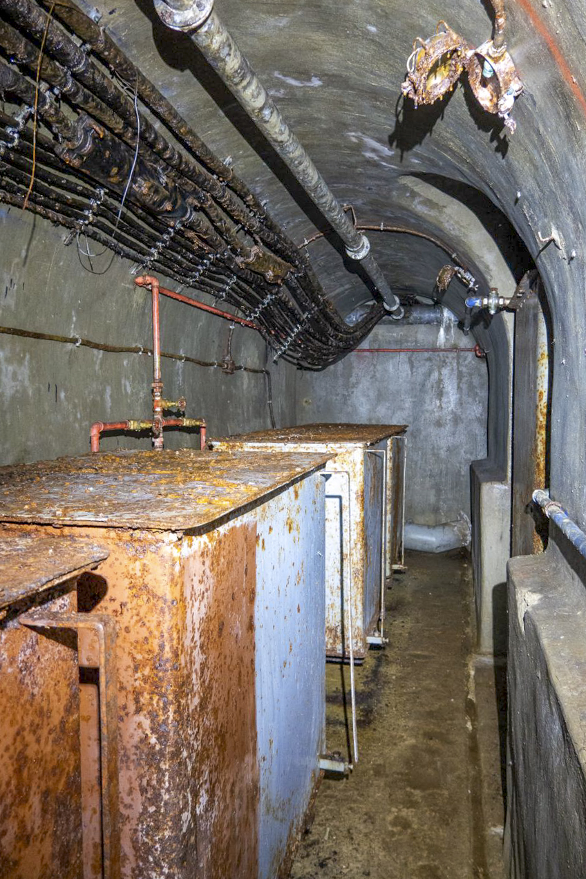 Ligne Maginot - CHENES BRULES - X23 - (Abri) - Réservoirs 
('G' sur le plan de la section Documents) - Michel Teiten