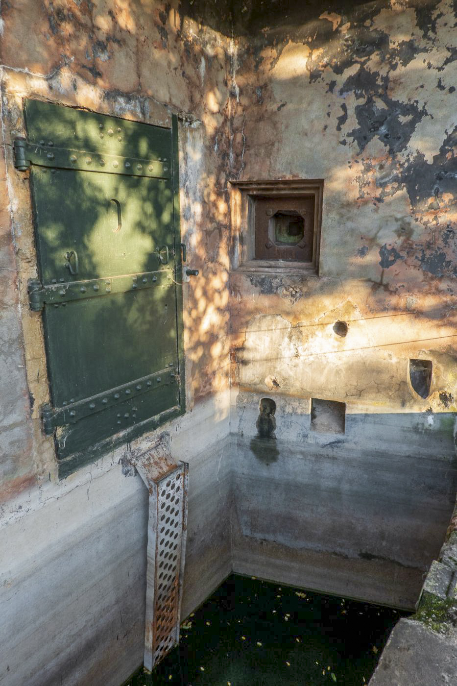 Ligne Maginot - HESTROFF - X29 - (Abri) - Entrée droite de l'abri - Michel Teiten