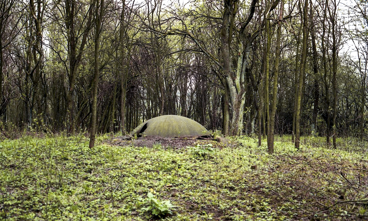 Ligne Maginot - LANGHEP NORD - (Casemate d'infanterie - Simple) - Fausse tourelle entre les 2 casemates