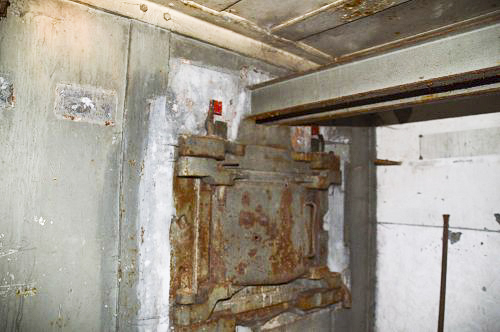 Ligne Maginot - LANGHEP SUD - C64 - (Casemate d'infanterie - Simple) - La chambre de tir. - Gut didier