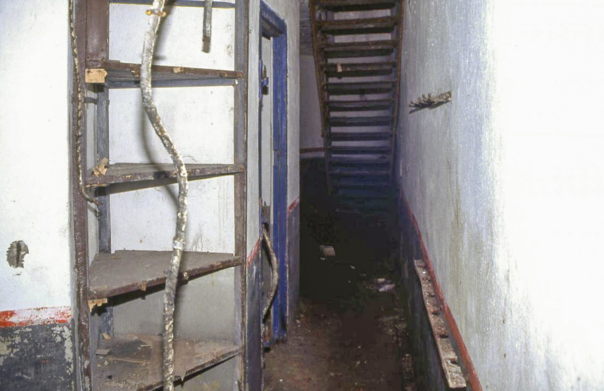 Ligne Maginot - BISTERBERG SUD III - C67 - (Casemate d'infanterie - Simple) -  Étage inférieur