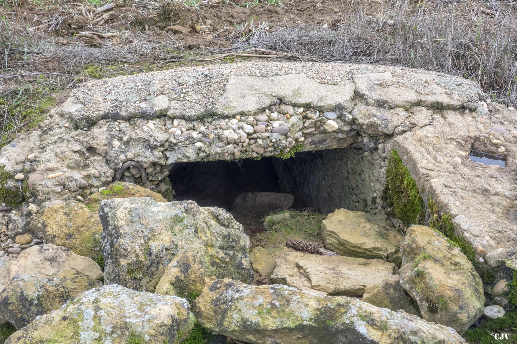 Ligne Maginot - DT2 - (Cuve pour arme d'infanterie) -  - Lia VERMEULEN