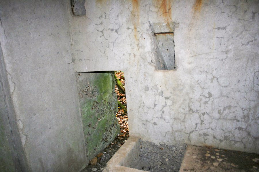 Ligne Maginot - BB339 - ROHRBUSCH - (Blockhaus pour canon) - L'entrée du personnel