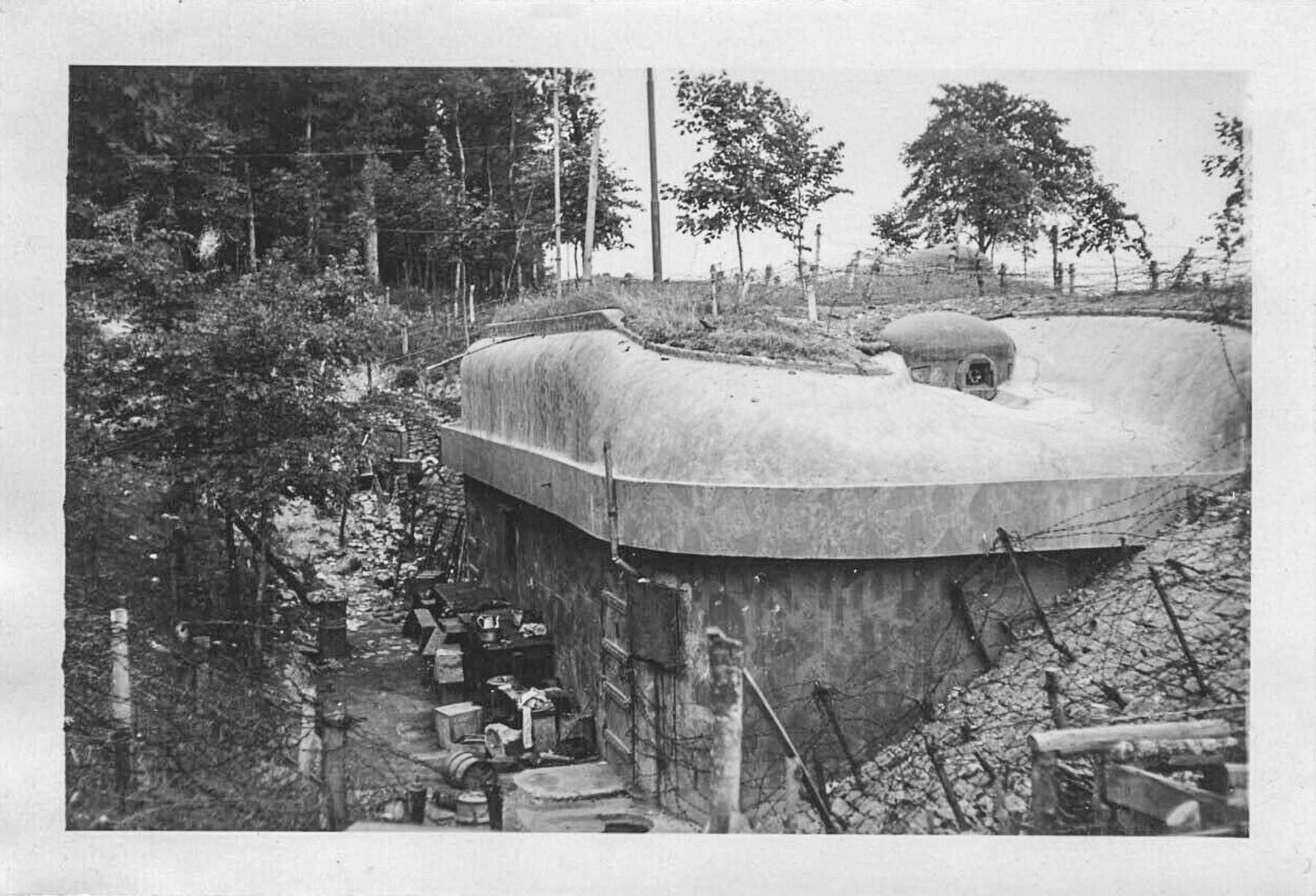 Ligne Maginot - BOIS DE LAUDREFANG SUD - C77 - (Casemate d'infanterie - Simple) - La casemate avec sa cloche JM transformée en AM