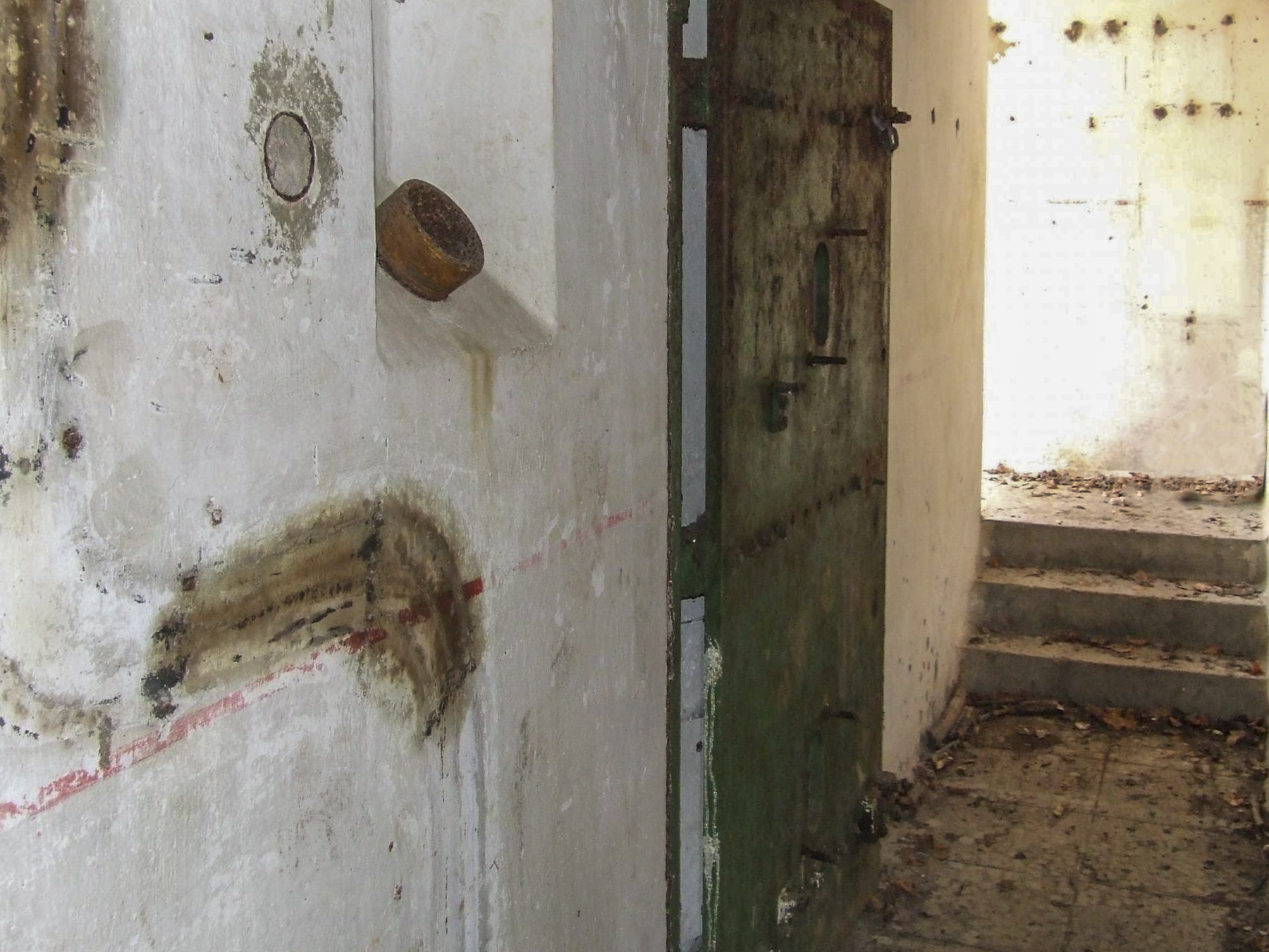 Ligne Maginot - BOIS DE LAUDREFANG SUD - C77 - (Casemate d'infanterie - Simple) - L'entrée Ouest