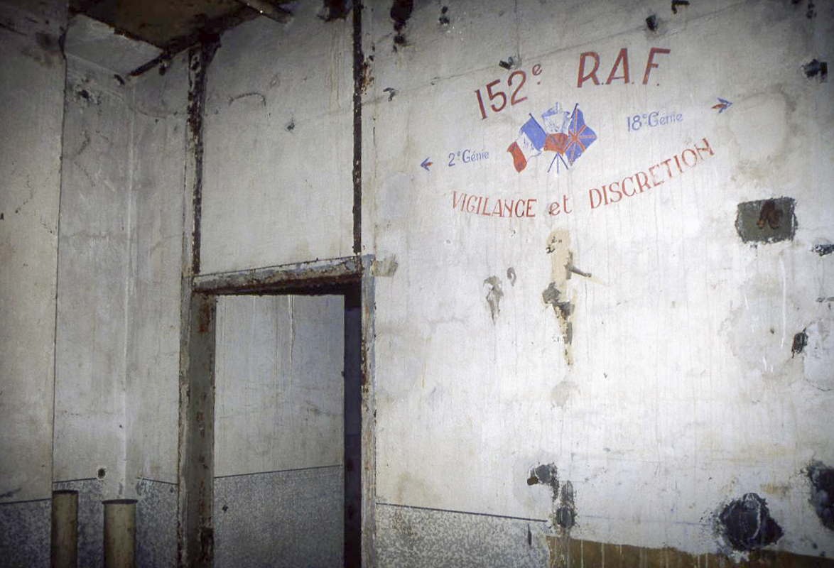 Ligne Maginot - HAUT DE L'ANGUILLE - O4 - (Observatoire d'artillerie) - L'intérieur de l'observatoire