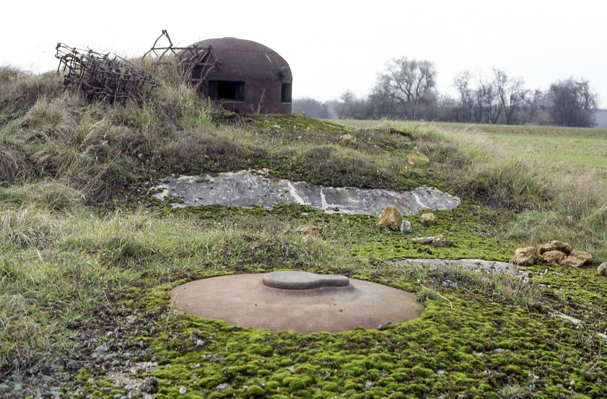 Ligne Maginot - FERME DU BOIS DU FOUR - O10 - (Observatoire d'artillerie) - Cloche périscopique et GFM - Valentin Hemmert