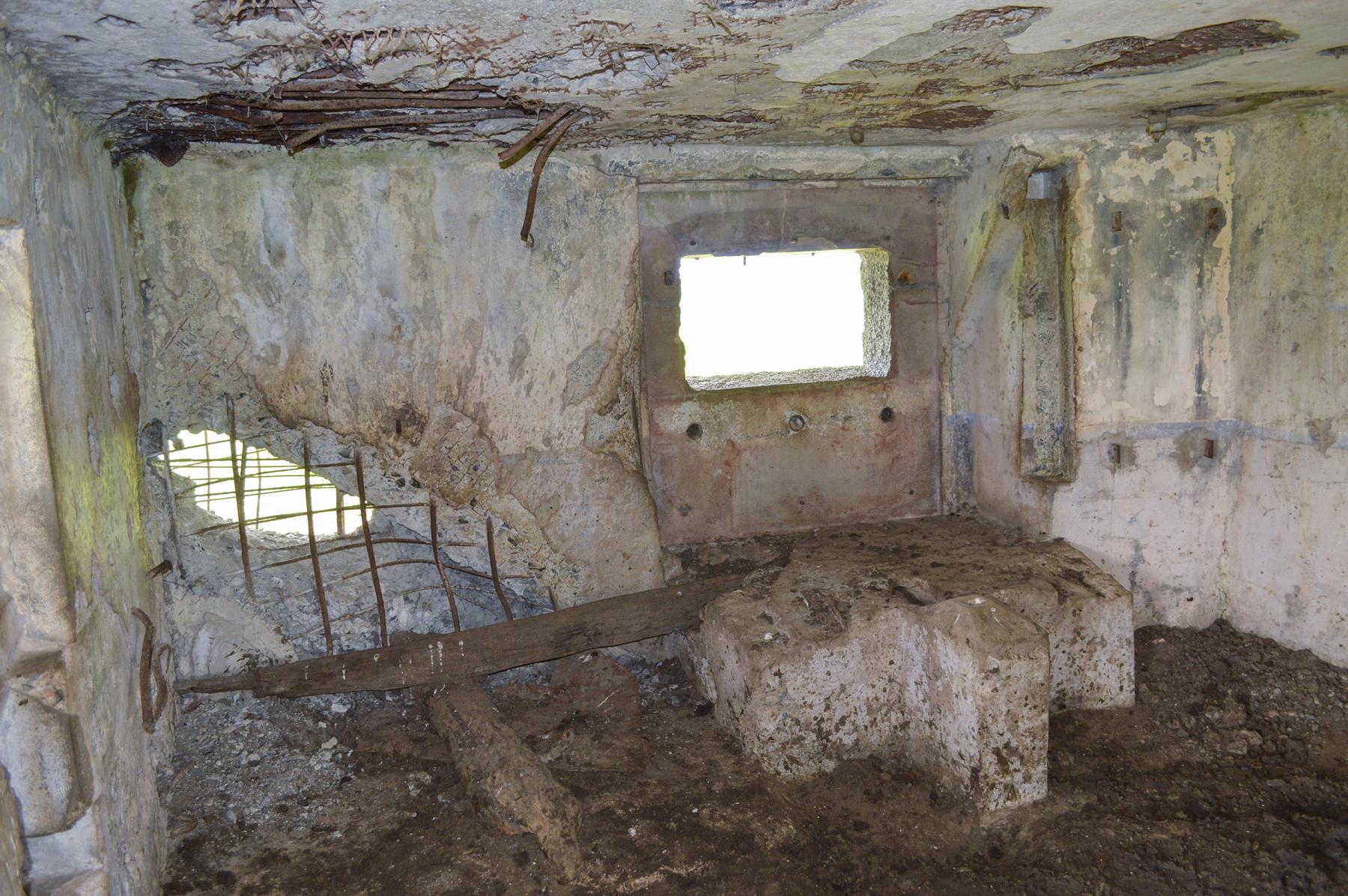 Ligne Maginot - B560 - QUESNE LUQUET - (Blockhaus pour canon) -  - ukmaginot