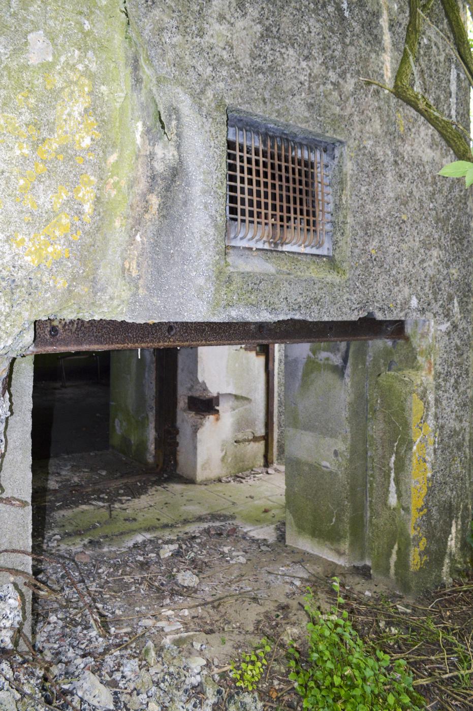 Ligne Maginot - PETIT MARAIS - (Casemate d'infanterie - Double) - Les entrées - ukmaginot