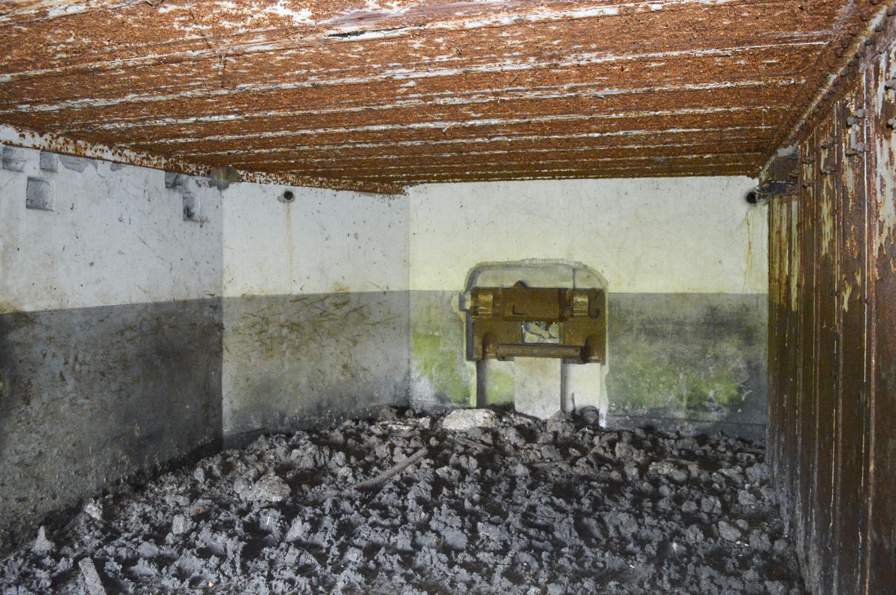 Ligne Maginot - BRUILLE SUD 1 - (Casemate d'infanterie - Simple) - La chambre de tir - ukmaginot