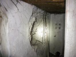 Ligne Maginot - MC11 -  AC7B  - NONNENWALD - (Casemate d'artillerie) - Créneau pour le FM a droite du canon bien endommagé