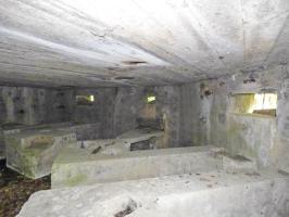 Ligne Maginot - BB12 - CHEMIN DE FER OUEST - (Blockhaus pour canon) - 