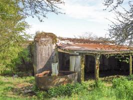 Ligne Maginot - CEZF-15 - CIMETIERE DE MONTIGNY - (Casemate d'infanterie - Double) - Face frontale et gauche (ouest)