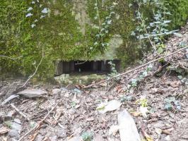 Ligne Maginot - BB64 - CROIX LA MOUCHE - (Blockhaus pour canon) - Créneau mit à gauche du créneau AC