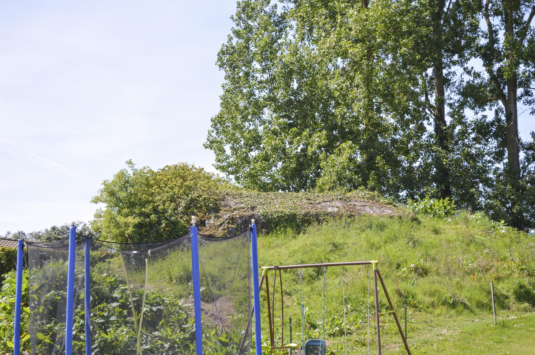 Ligne Maginot - BRUILLE NORD - (Blockhaus pour canon) - Vue depuis la rue des Ecoles - ukmaginot