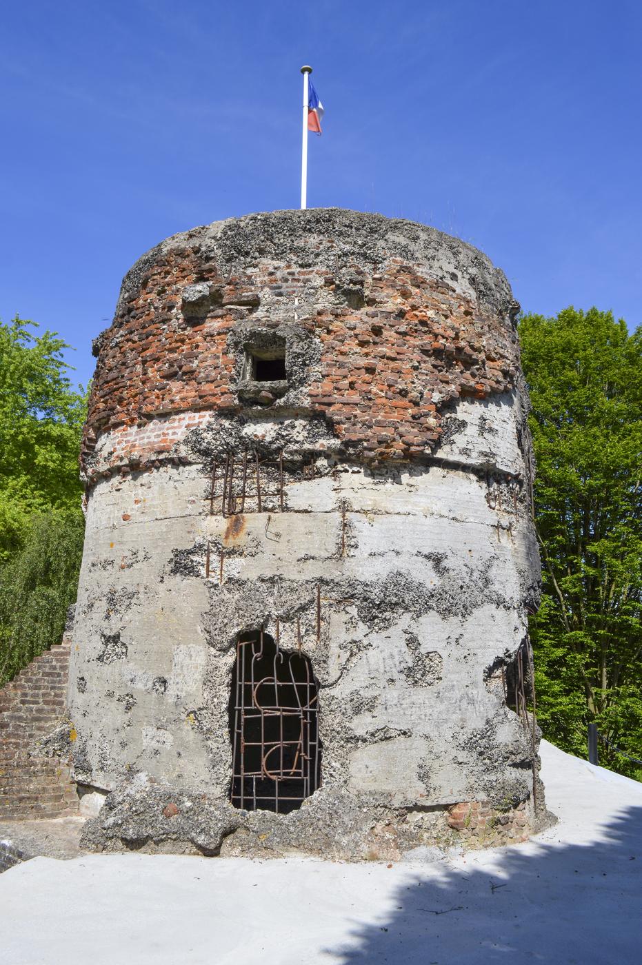 Ligne Maginot - LA TOUR - (Blockhaus pour canon) -  - ukmaginot