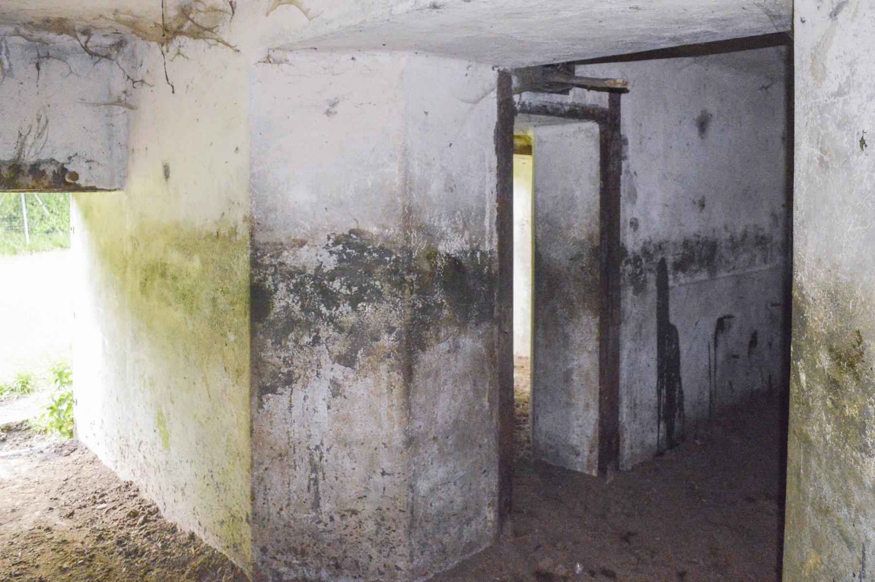 Ligne Maginot - B536 - LA TOURNICHETTE - (Blockhaus pour canon) - Les entrées - ukmaginot