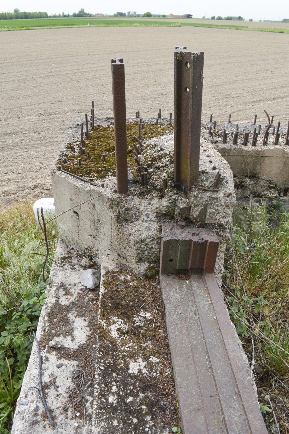 Ligne Maginot - BEF 340 - BLONDE RUE SUD - (Blockhaus pour canon) -  - ukmaginot