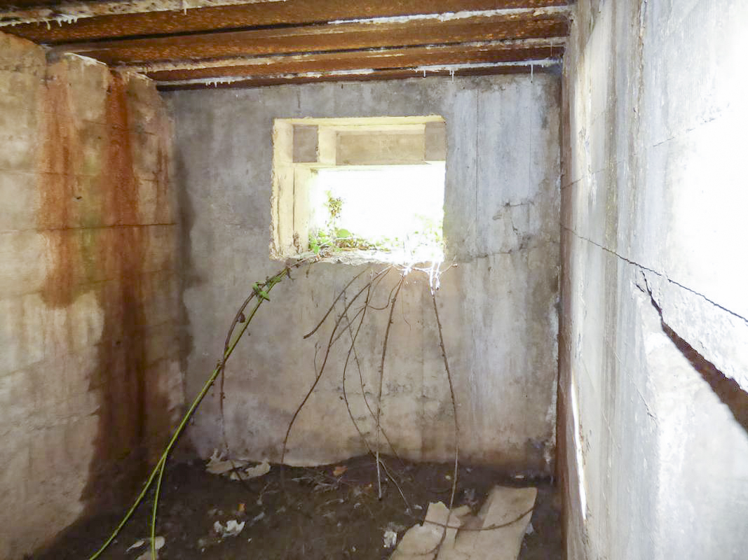 Ligne Maginot - BB23 - LA BATE SUD - (Blockhaus pour arme infanterie) - 