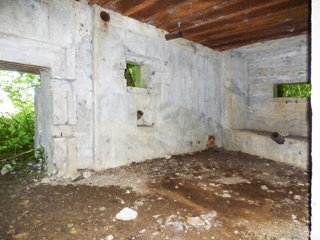 Ligne Maginot - CEZF-11 - BRIQUETERIE OUEST - (Casemate d'infanterie) -  - JMBrams