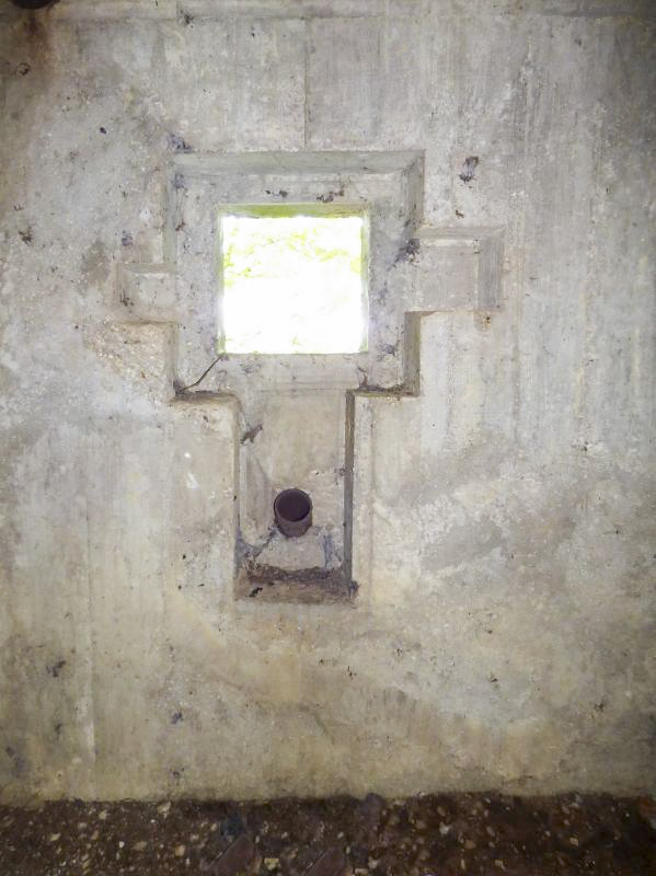 Ligne Maginot - CEZF-11 - BRIQUETERIE OUEST - (Casemate d'infanterie) - 