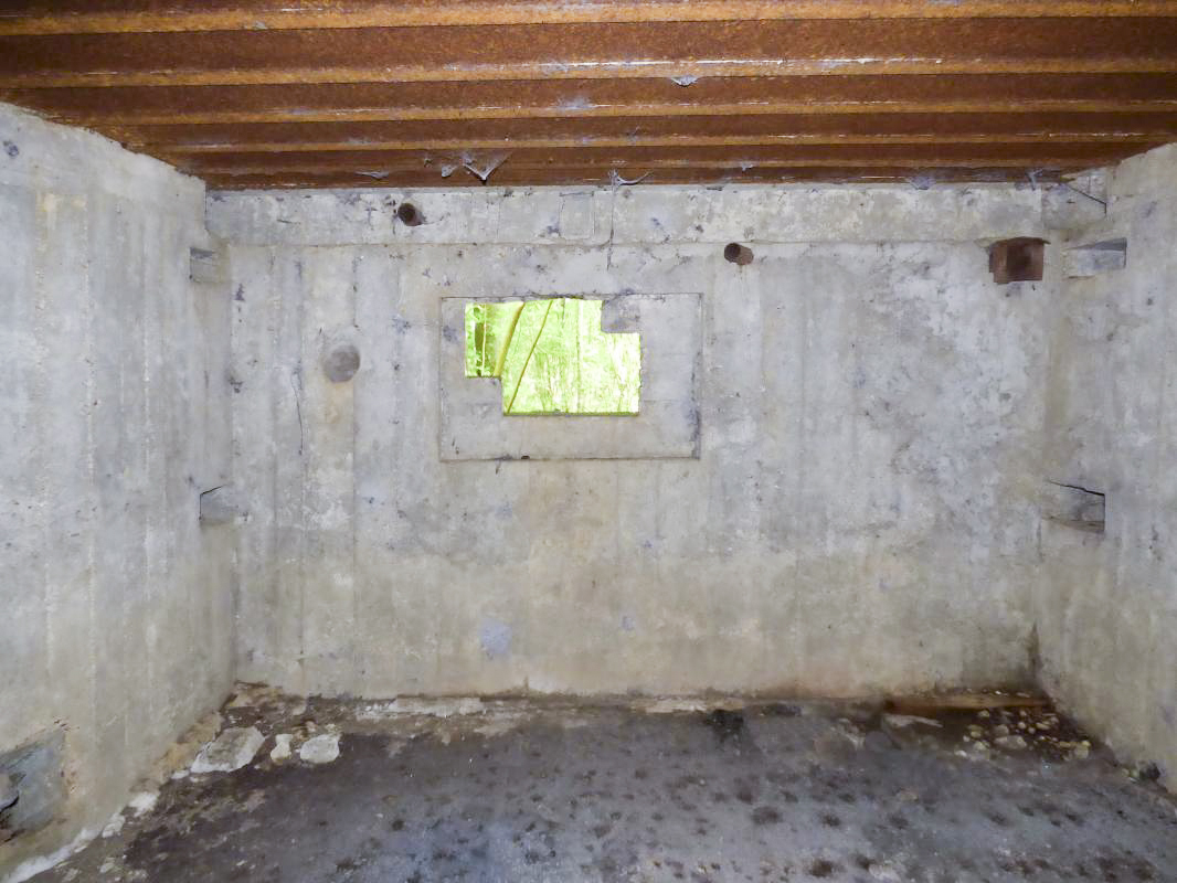 Ligne Maginot - CEZF-11 - BRIQUETERIE OUEST - (Casemate d'infanterie) - 