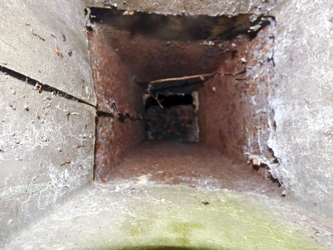 Ligne Maginot - BB30-B - BARRAGE OUEST - (Blockhaus pour arme infanterie) - Cheminée