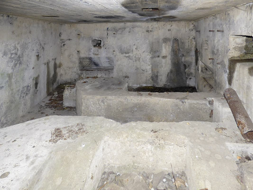Ligne Maginot - BB40 - LES WEBES - (Blockhaus pour canon) - 