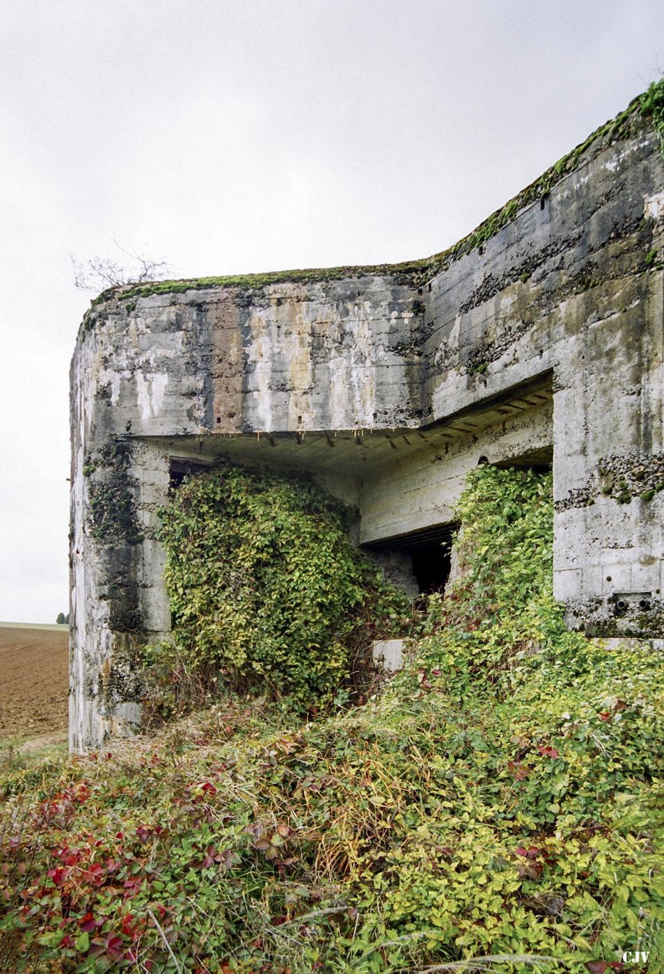 Ligne Maginot - CEZF-14 - POIX-TERRON OUEST - (Casemate d'infanterie - Double) - Face est - Caspar Vermeulen