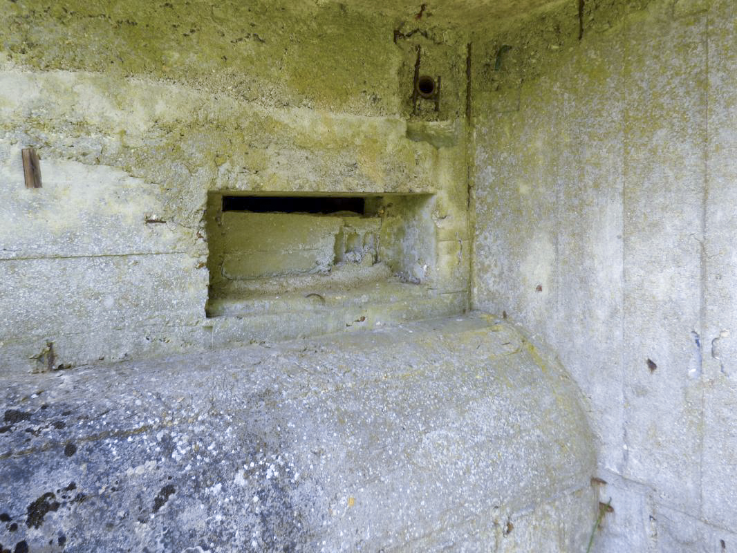 Ligne Maginot - CEZF-16 - POIX TERRON EST - (Casemate d'infanterie - Double) - 