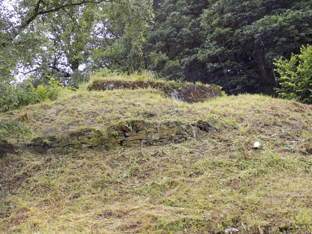 Ligne Maginot - BB12-A - BRAUX OUEST - (Blockhaus pour canon) - Face frontale, pris d'en bas
