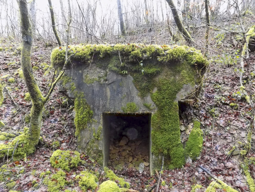 Ligne Maginot - CHARLEMAGNE (QUARTIER DU III / 148° RIF) - (PC de Quartier) - Entrée droite
