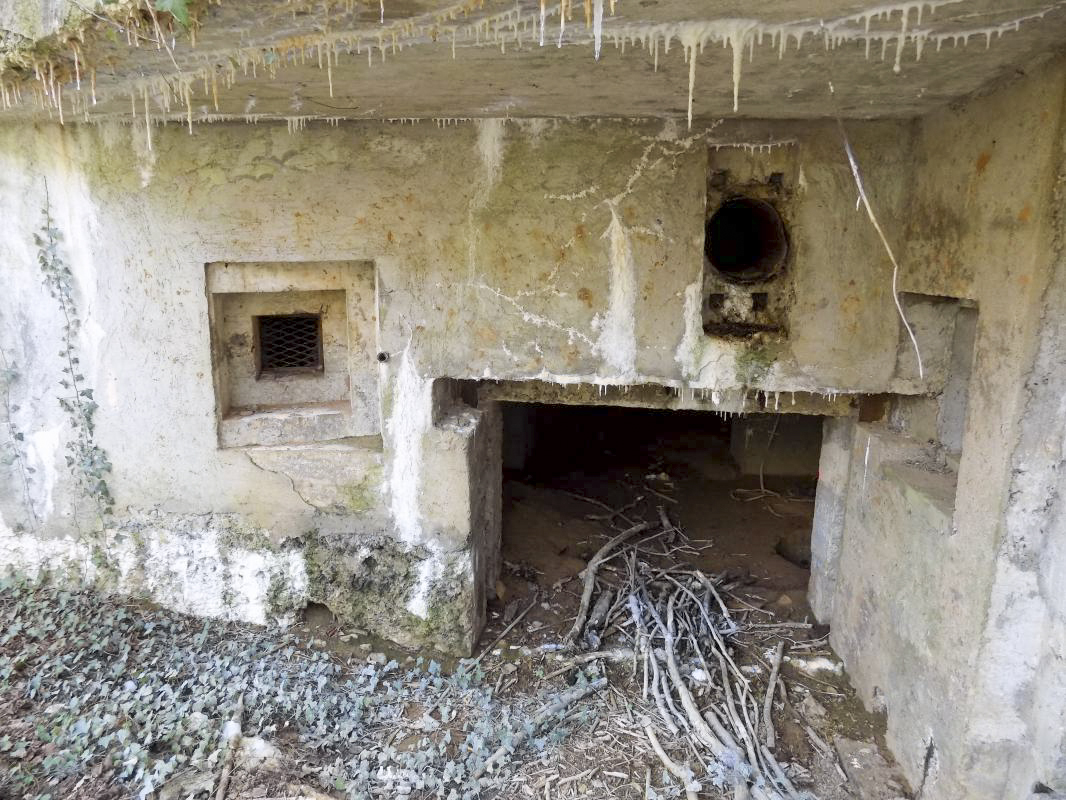 Ligne Maginot - TROIS FONTAINES SUD - (Blockhaus lourd type STG / STG-FCR - Simple) - 