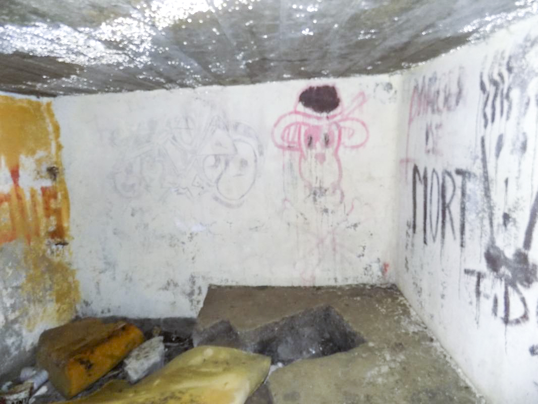 Ligne Maginot - Blockhaus Bb63 - DEVANT JOIGNY - Face droite