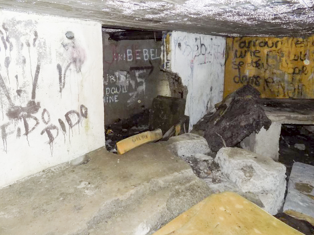 Ligne Maginot - Blockhaus Bb63 - DEVANT JOIGNY - L'entrée du bloc