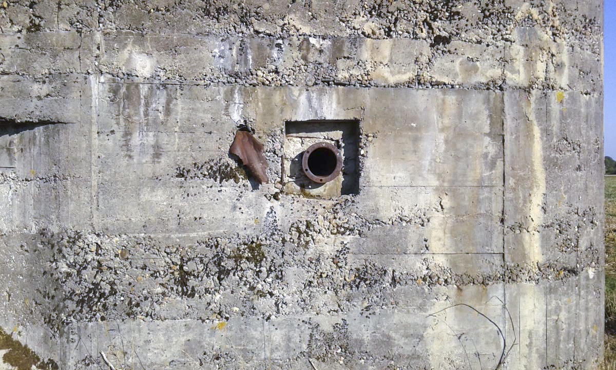 Ligne Maginot - CEZF-1 - FERME SAINT JEAN - (Casemate d'infanterie - Double) - 
