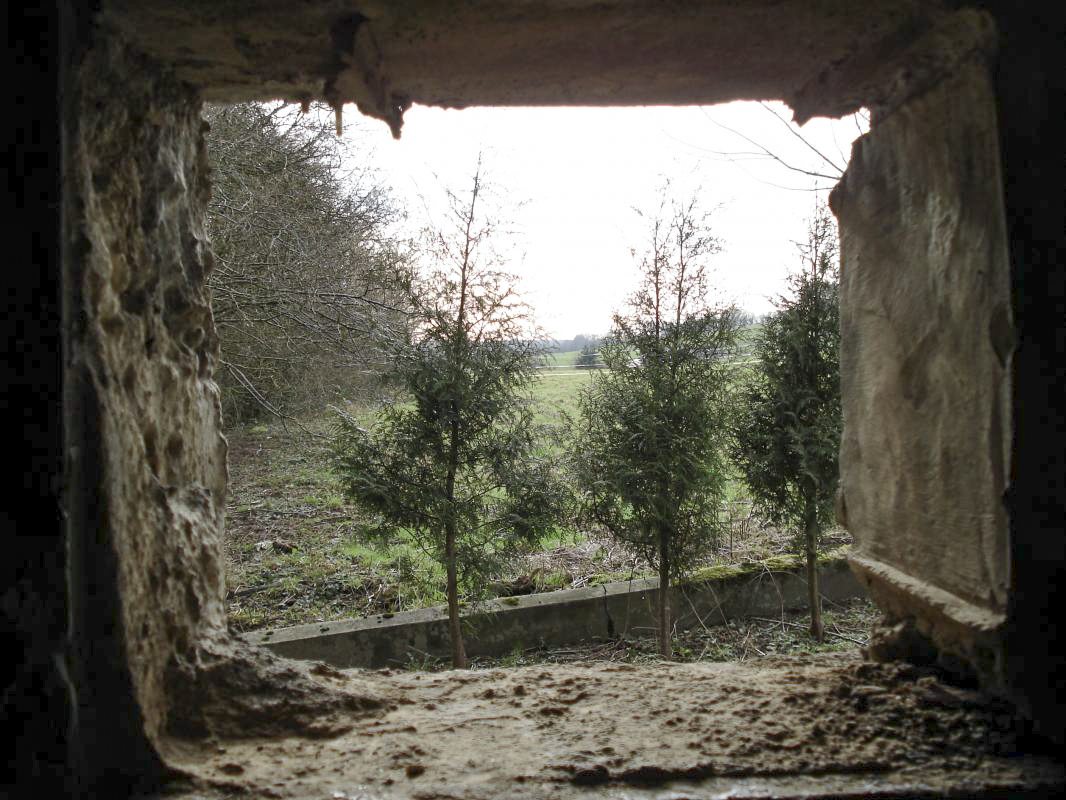 Ligne Maginot - MF7 - I - RUMEL - (Poste GRM - Maison Forte) - Vue face droite, créneau FM